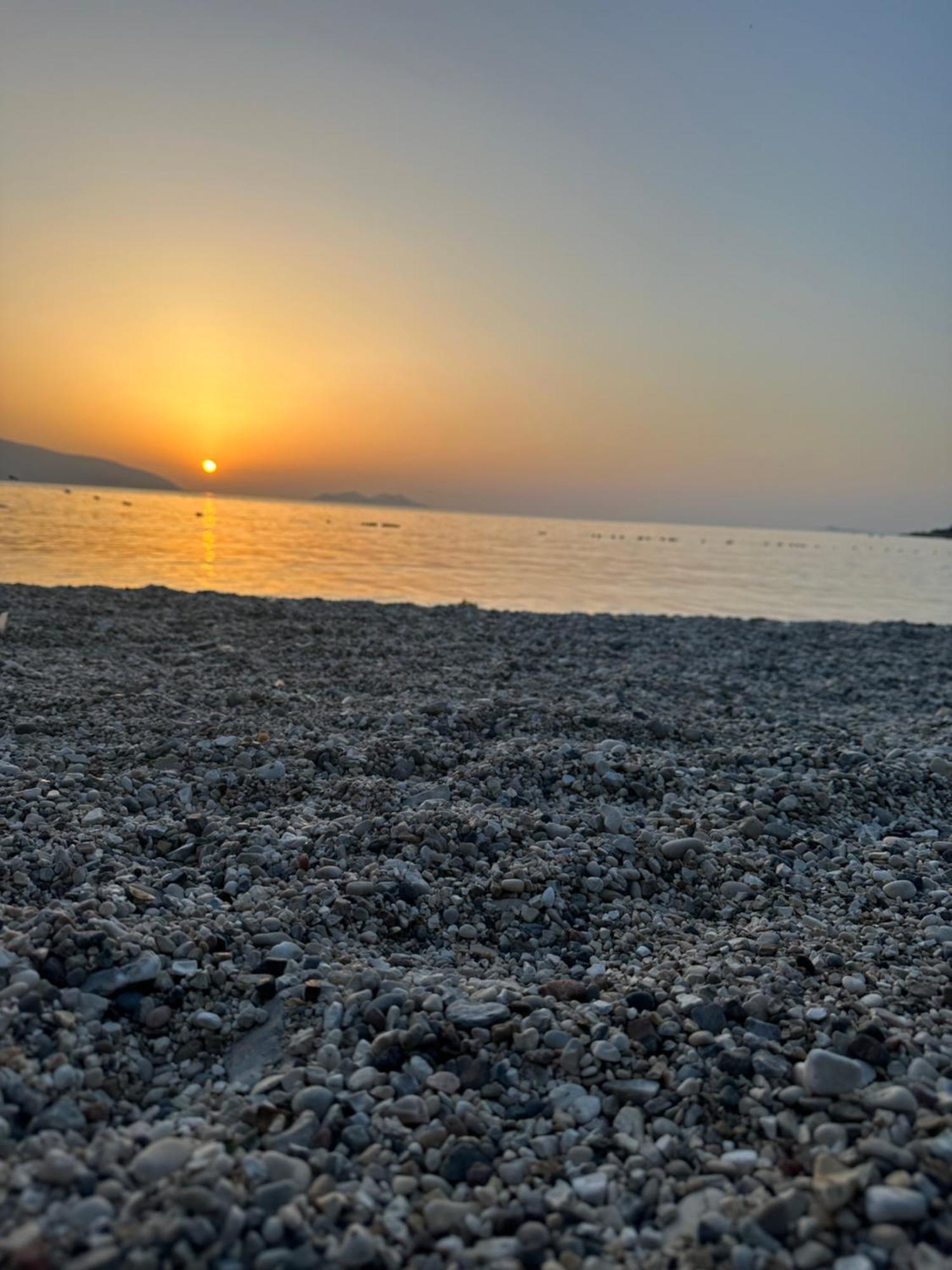 Lucas Apartments Rental Avlonya Dış mekan fotoğraf