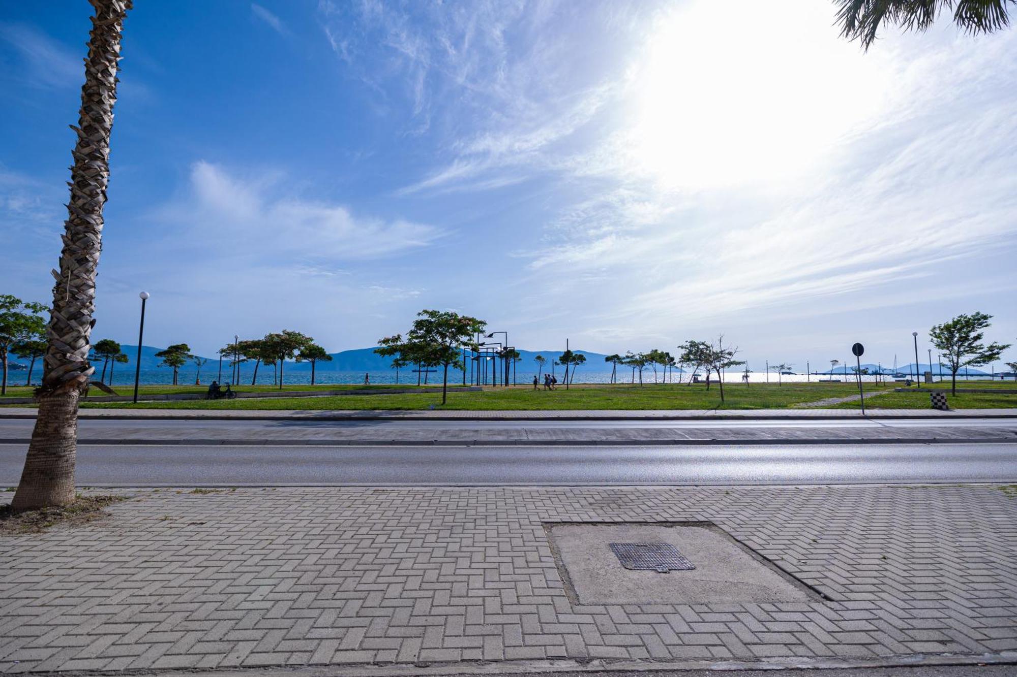 Lucas Apartments Rental Avlonya Dış mekan fotoğraf