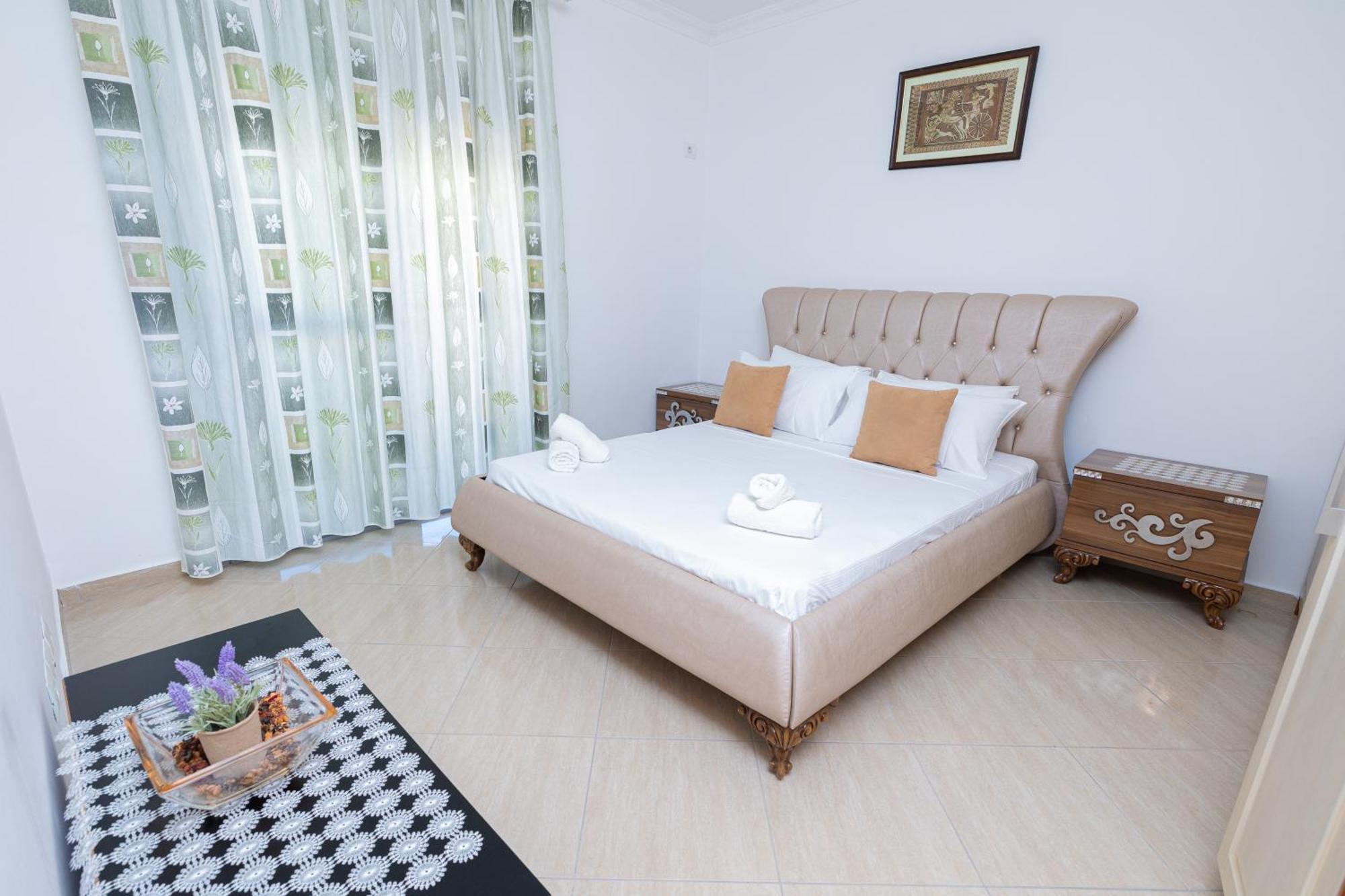 Lucas Apartments Rental Avlonya Dış mekan fotoğraf