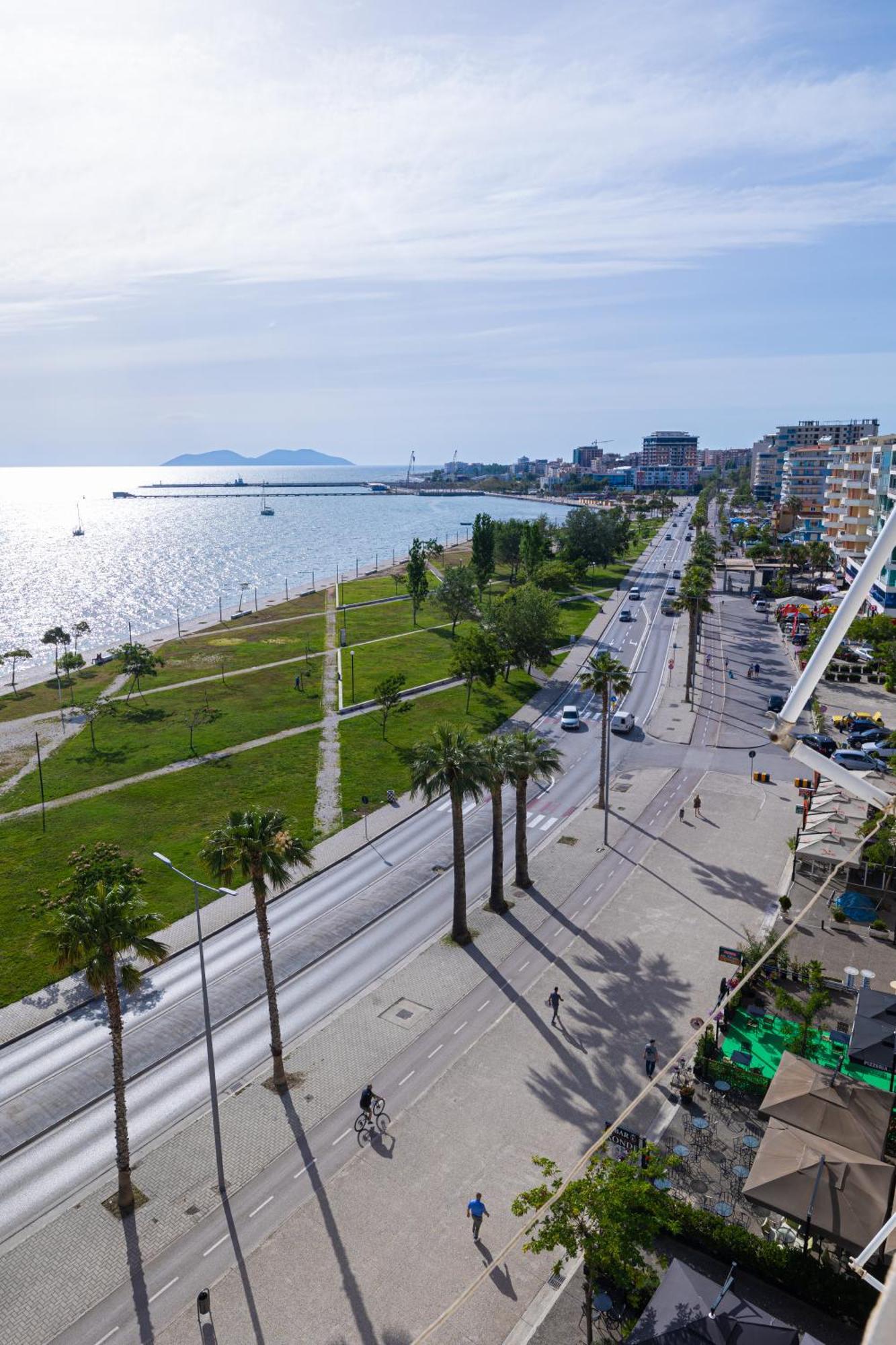 Lucas Apartments Rental Avlonya Dış mekan fotoğraf