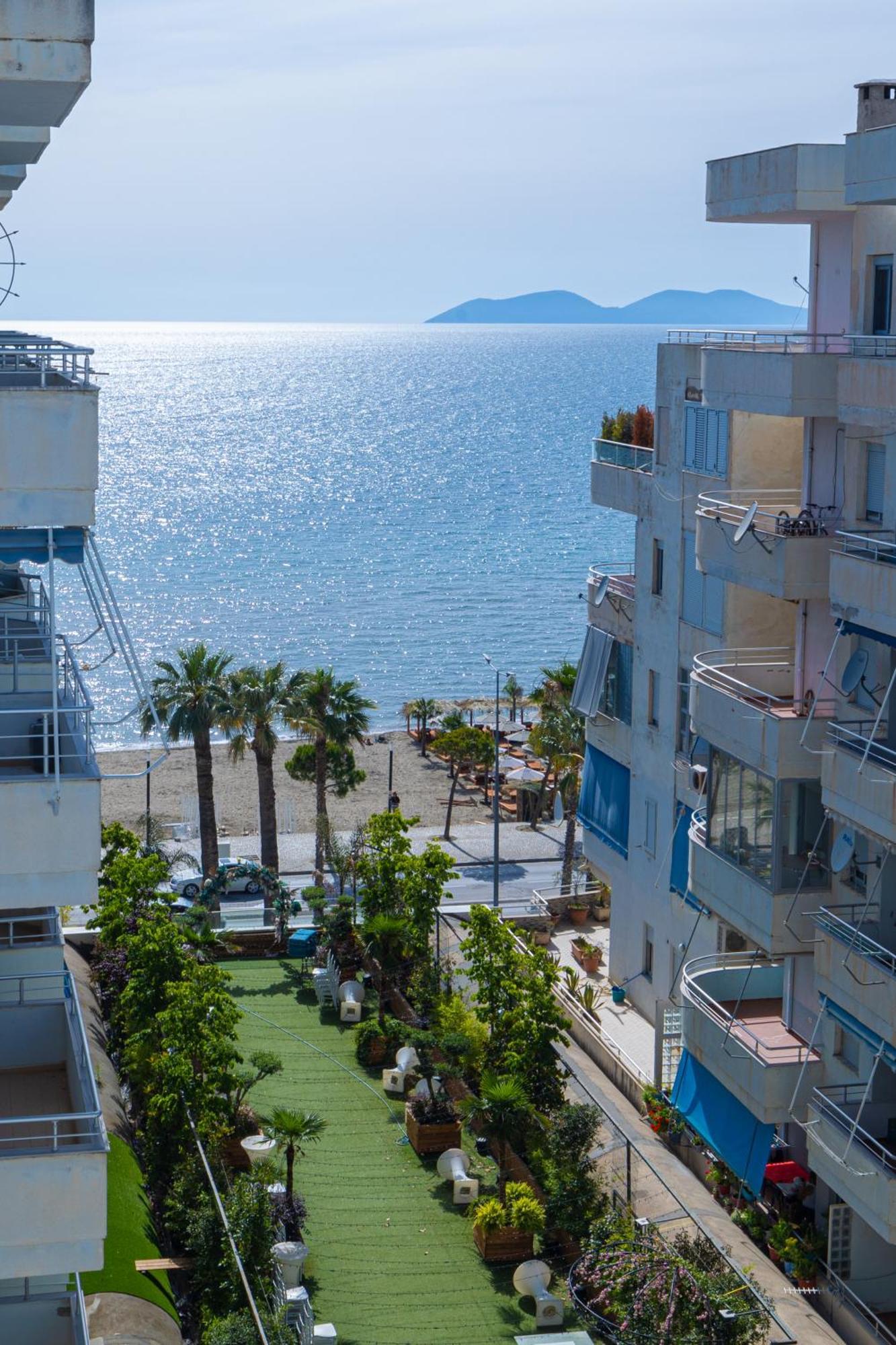 Lucas Apartments Rental Avlonya Dış mekan fotoğraf